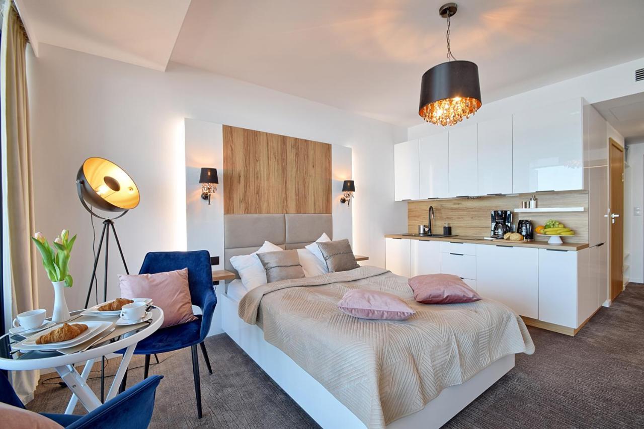 North Apartments, Sunsetview 507 โควอบเซก ภายนอก รูปภาพ