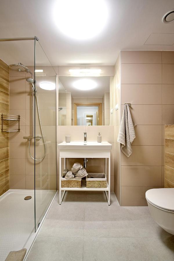 North Apartments, Sunsetview 507 โควอบเซก ภายนอก รูปภาพ